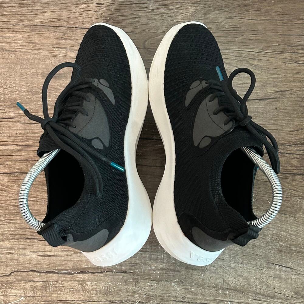 Vessi Everyday 2.0 Women’s Athletic Shoes Sneakers Size 6 Black - Picture 5 of 8